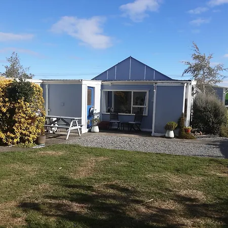 Relax@99 Villa Featherston Exterior photo